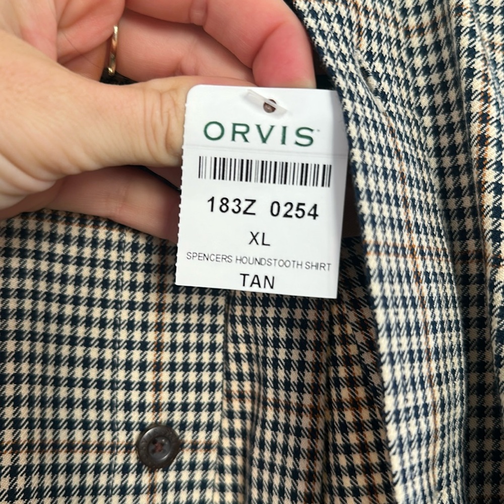 Orvis Men’s Long Sleeve Button Down